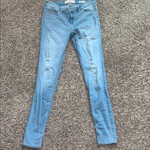 Hollister ripped skinny jeans size 9L